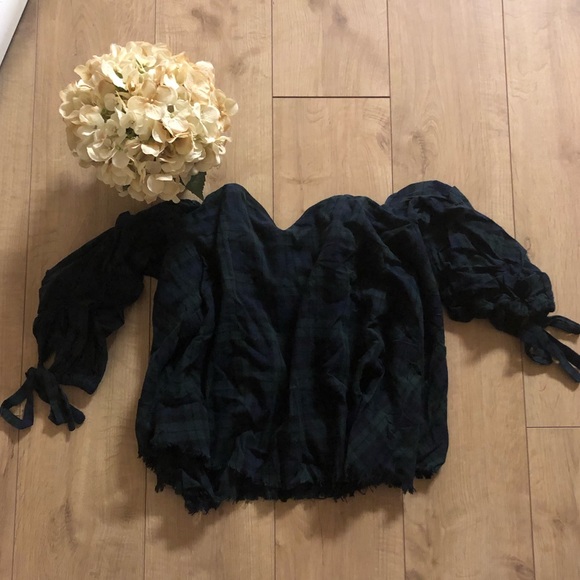 Sweetheart off-the-shoulder Plaid Shirt - Picture 1 of 1